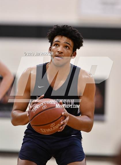 Thumbnail 2 in Hendrickson @ Vandegrift photogallery.
