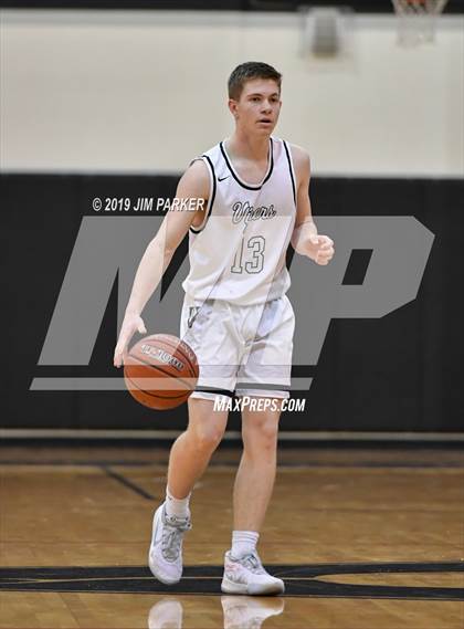 Thumbnail 2 in Hendrickson @ Vandegrift photogallery.