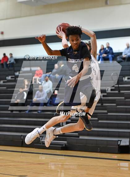 Thumbnail 2 in Hendrickson @ Vandegrift photogallery.