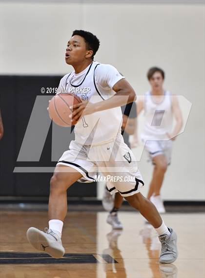 Thumbnail 1 in Hendrickson @ Vandegrift photogallery.