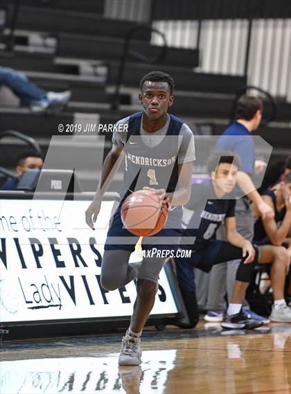 Thumbnail 2 in Hendrickson @ Vandegrift photogallery.