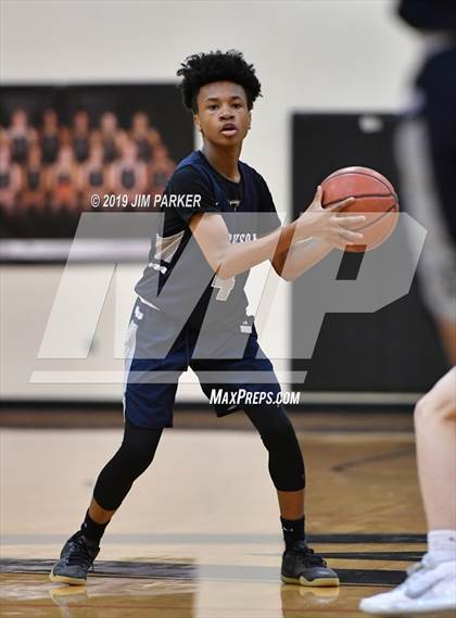 Thumbnail 1 in Hendrickson @ Vandegrift photogallery.