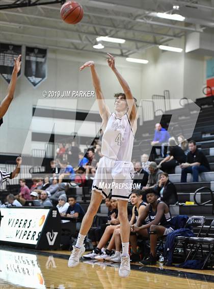 Thumbnail 3 in Hendrickson @ Vandegrift photogallery.