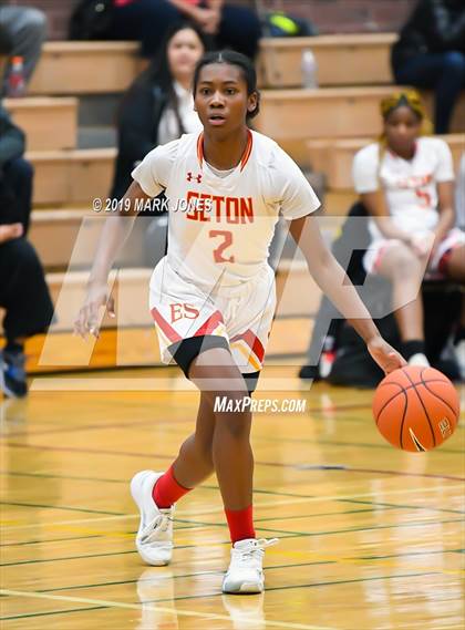 Thumbnail 2 in Elizabeth Seton vs. Fremont (Nike Tournament of Champions)  photogallery.