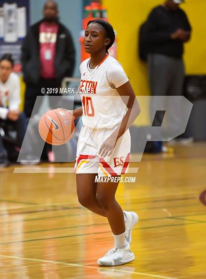 Thumbnail 1 in Elizabeth Seton vs. Fremont (Nike Tournament of Champions)  photogallery.