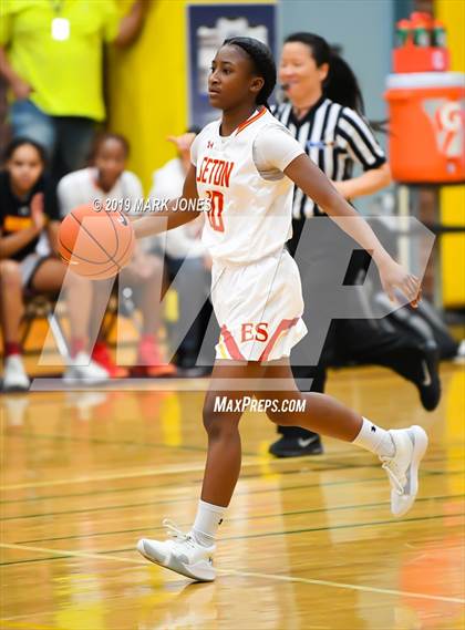 Thumbnail 1 in Elizabeth Seton vs. Fremont (Nike Tournament of Champions)  photogallery.