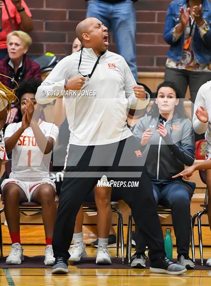 Thumbnail 1 in Elizabeth Seton vs. Fremont (Nike Tournament of Champions)  photogallery.