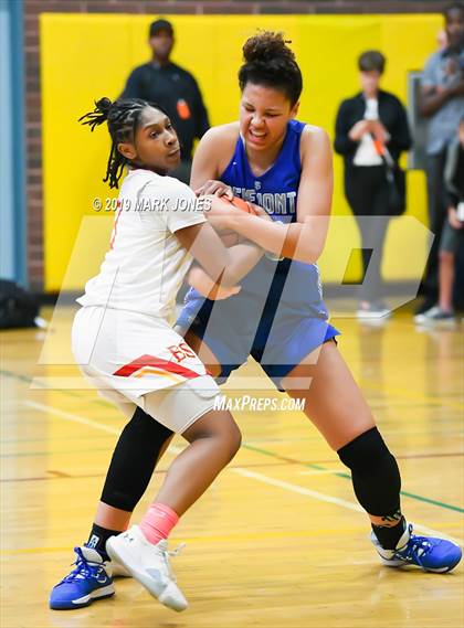 Thumbnail 3 in Elizabeth Seton vs. Fremont (Nike Tournament of Champions)  photogallery.