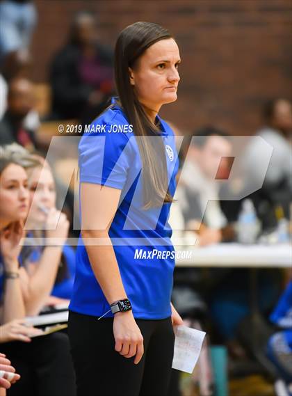 Thumbnail 3 in Elizabeth Seton vs. Fremont (Nike Tournament of Champions)  photogallery.
