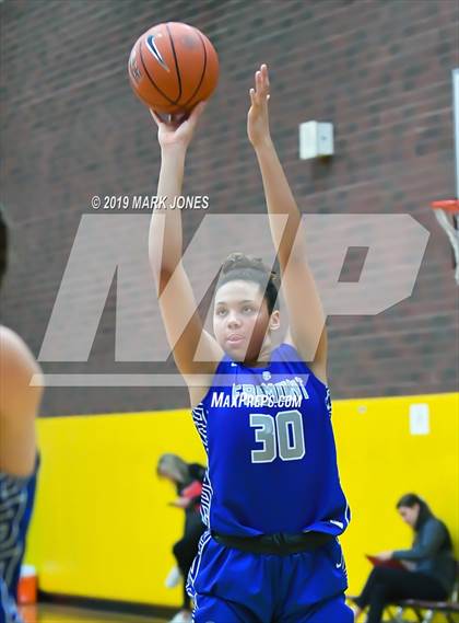 Thumbnail 2 in Elizabeth Seton vs. Fremont (Nike Tournament of Champions)  photogallery.