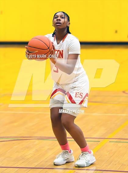 Thumbnail 3 in Elizabeth Seton vs. Fremont (Nike Tournament of Champions)  photogallery.