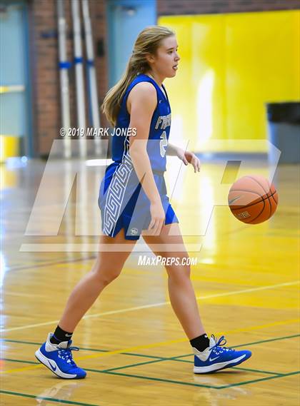 Thumbnail 1 in Elizabeth Seton vs. Fremont (Nike Tournament of Champions)  photogallery.