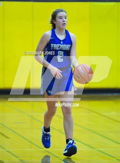 Thumbnail 1 in Elizabeth Seton vs. Fremont (Nike Tournament of Champions)  photogallery.