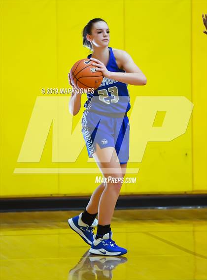 Thumbnail 3 in Elizabeth Seton vs. Fremont (Nike Tournament of Champions)  photogallery.
