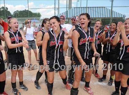 Thumbnail 1 in East Surry vs Swain (NCHSAA 1A Final) photogallery.