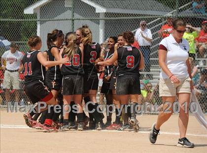 Thumbnail 1 in East Surry vs Swain (NCHSAA 1A Final) photogallery.