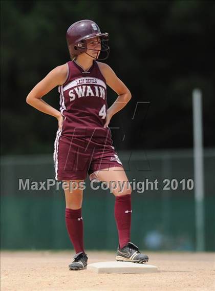 Thumbnail 2 in East Surry vs Swain (NCHSAA 1A Final) photogallery.
