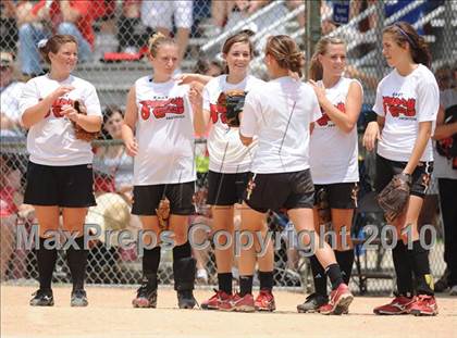Thumbnail 3 in East Surry vs Swain (NCHSAA 1A Final) photogallery.