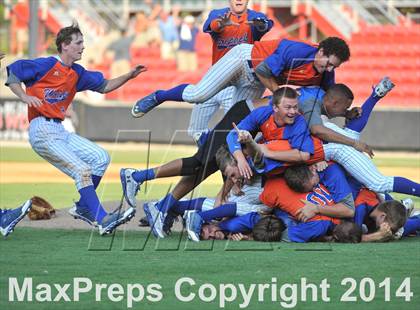 Thumbnail 1 in East Surry vs Whiteville (NCHSAA 1A Final - Game 3) photogallery.