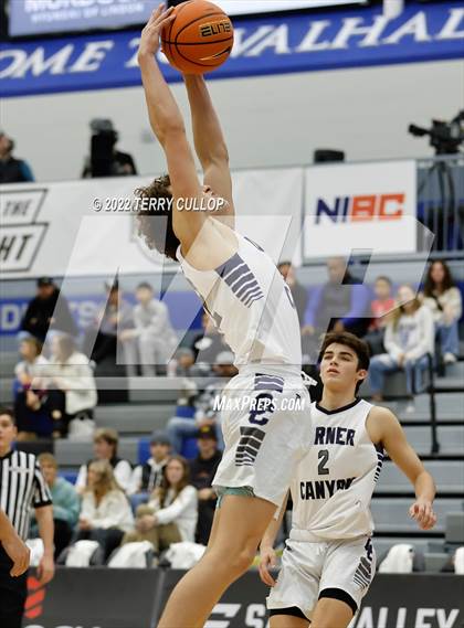 Thumbnail 2 in Corner Canyon vs. Bingham (5 For The Fight Hoopfest) photogallery.