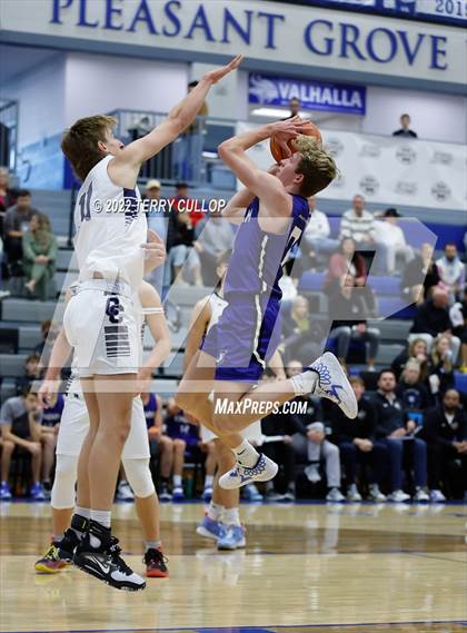 Thumbnail 3 in Corner Canyon vs. Bingham (5 For The Fight Hoopfest) photogallery.