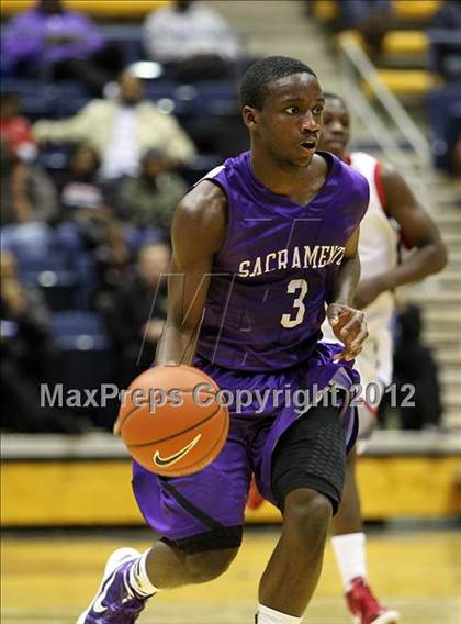Thumbnail 1 in Salesian vs. Sacramento (Martin Luther King Classic) photogallery.