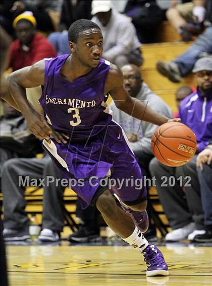 Thumbnail 3 in Salesian vs. Sacramento (Martin Luther King Classic) photogallery.