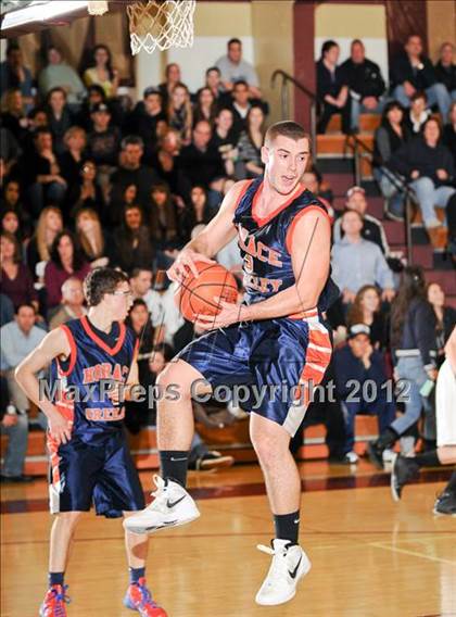 Thumbnail 3 in Greeley vs. Arlington photogallery.