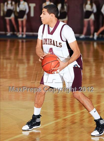 Thumbnail 2 in Greeley vs. Arlington photogallery.
