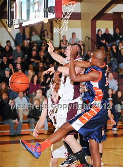 Thumbnail 2 in Greeley vs. Arlington photogallery.