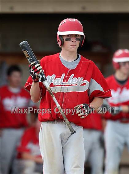 Thumbnail 2 in Chenango Valley vs. Saratoga Central Catholic (NYSPHSAA Class B Semifinal) photogallery.