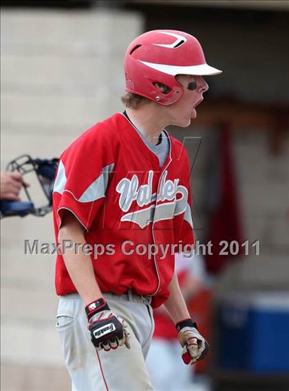 Thumbnail 2 in Chenango Valley vs. Saratoga Central Catholic (NYSPHSAA Class B Semifinal) photogallery.