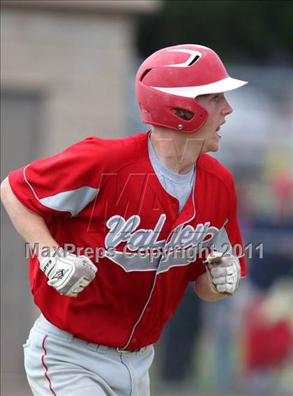 Thumbnail 3 in Chenango Valley vs. Saratoga Central Catholic (NYSPHSAA Class B Semifinal) photogallery.