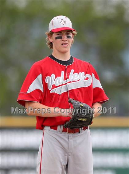 Thumbnail 1 in Chenango Valley vs. Saratoga Central Catholic (NYSPHSAA Class B Semifinal) photogallery.