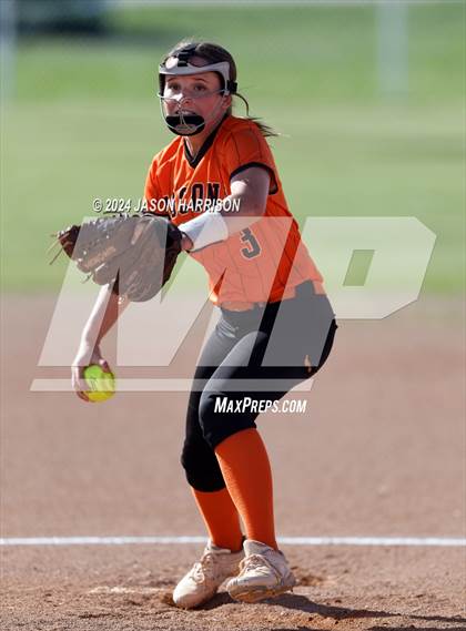 Thumbnail 1 in Nocona @ Muenster photogallery.