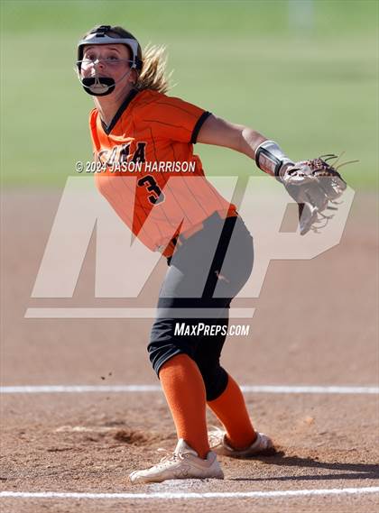 Thumbnail 2 in Nocona @ Muenster photogallery.