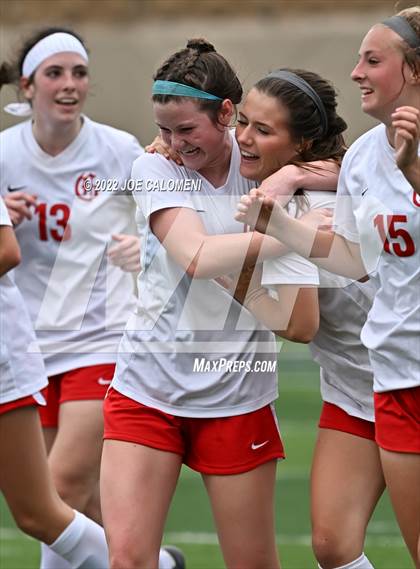 Thumbnail 2 in Grapevine vs Wakeland [Justin] (UIL 5A Girls Soccer State Final) photogallery.