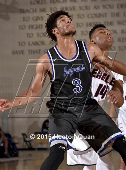Thumbnail 2 in Dawson vs. Desert Pines (MaxPreps Holiday Classic) photogallery.