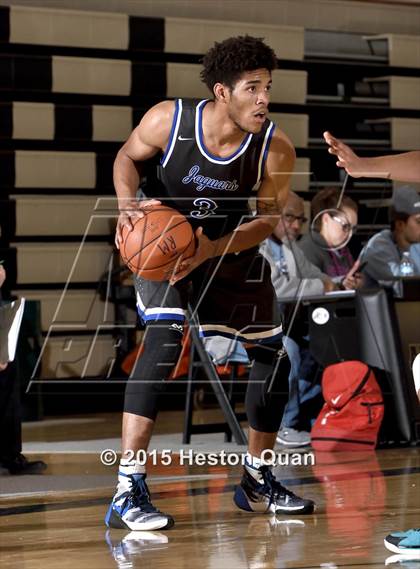 Thumbnail 2 in Dawson vs. Desert Pines (MaxPreps Holiday Classic) photogallery.