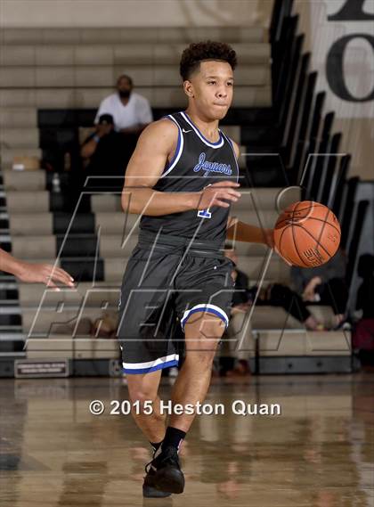 Thumbnail 3 in Dawson vs. Desert Pines (MaxPreps Holiday Classic) photogallery.
