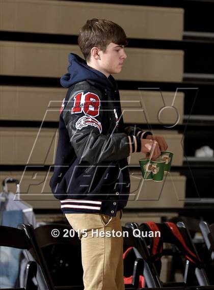 Thumbnail 3 in Dawson vs. Desert Pines (MaxPreps Holiday Classic) photogallery.