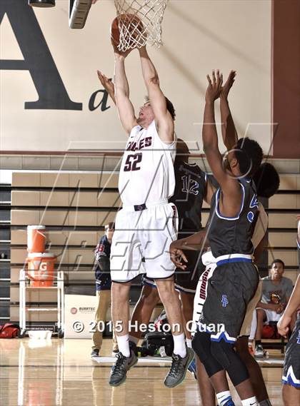 Thumbnail 1 in Dawson vs. Desert Pines (MaxPreps Holiday Classic) photogallery.