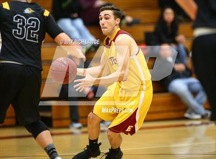 Thumbnail 1 in Foothill @ Esperanza photogallery.