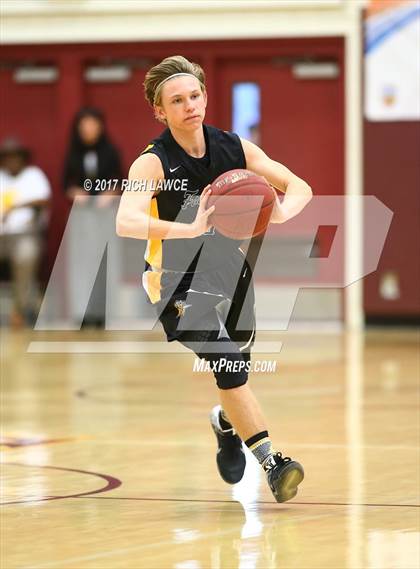 Thumbnail 1 in Foothill @ Esperanza photogallery.