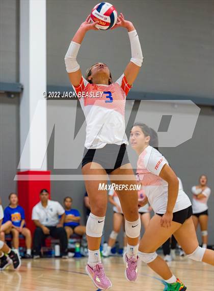 Thumbnail 2 in Cornerstone Christian vs Timpview (Nike TOC Southwest) photogallery.