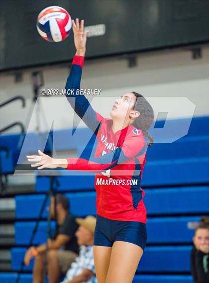 Thumbnail 2 in Cornerstone Christian vs Timpview (Nike TOC Southwest) photogallery.