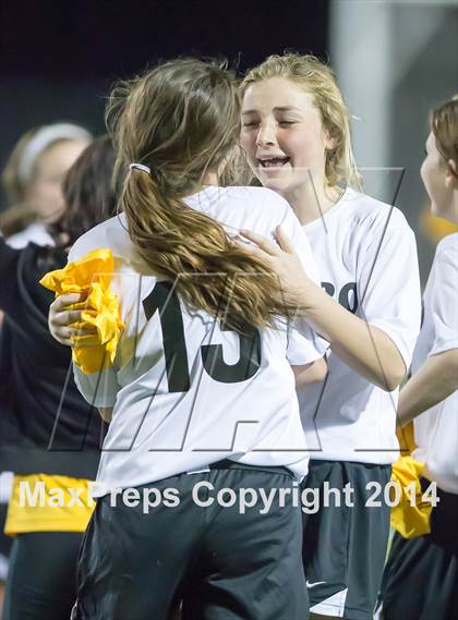 Thumbnail 2 in Del Oro vs. McClatchy photogallery.