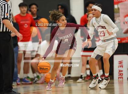 Thumbnail 3 in Cherokee Trail @ Eaglecrest photogallery.