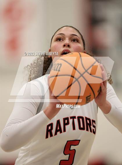 Thumbnail 1 in Cherokee Trail @ Eaglecrest photogallery.