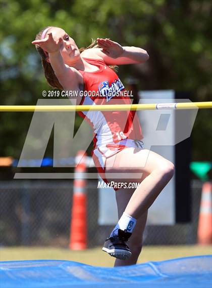 Thumbnail 1 in Coastal 3A Conference Championship (Girls Field Events) photogallery.